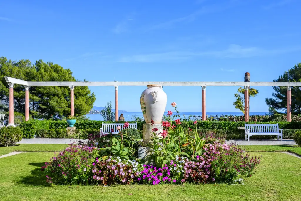 Jardin et pergola